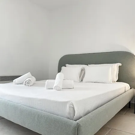 Luxurious 3 Rooms, Pool, Bnbrickeys Beausoleil Exterior photo